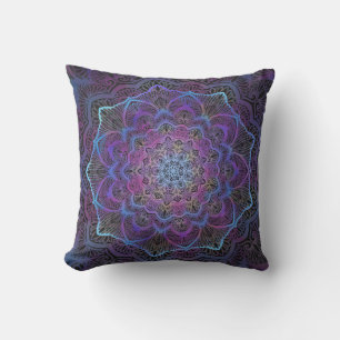 Mystic Bloom Mandala Kissen