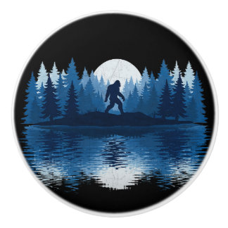 Mystic Blue Forest Bigfoot Moon Silhouette Door Keramikknauf