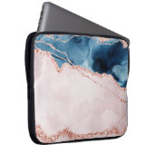 Mystic Elegance | Aquamarines Blau und Rose Gold A Laptopschutzhülle (Vorne Rechts)