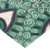 "Mystic Emerald Eyes" - Psychedelic Swirl Seamless Tischdecke (Schrägansicht)