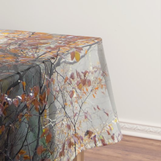 Mystic Foggy Forest im Herbst Tischdecke (Beispiel)