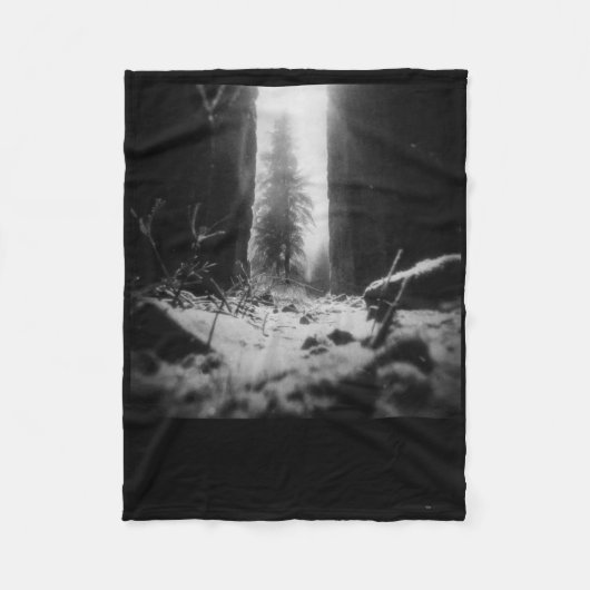 Mystic Grove Sticker Fleecedecke (Vorderseite)