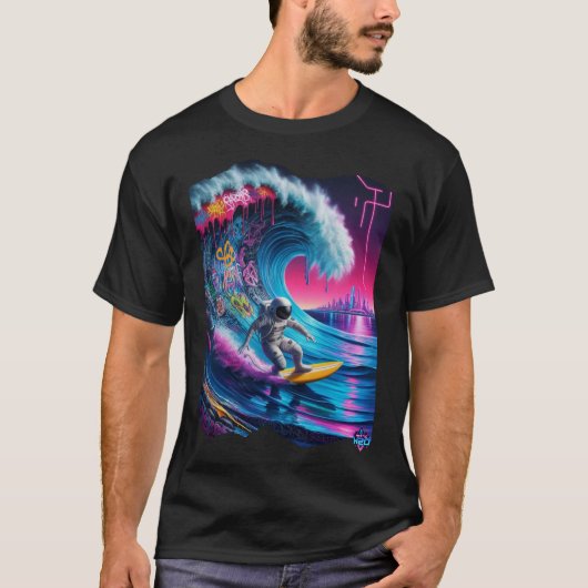 Mystic H2O Astronaut Surfer Riding Kosmische Welle T-Shirt (Vorderseite)