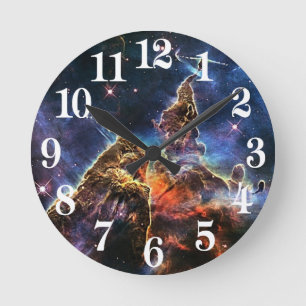 Mystic Mountain in Space NASA Runde Wanduhr