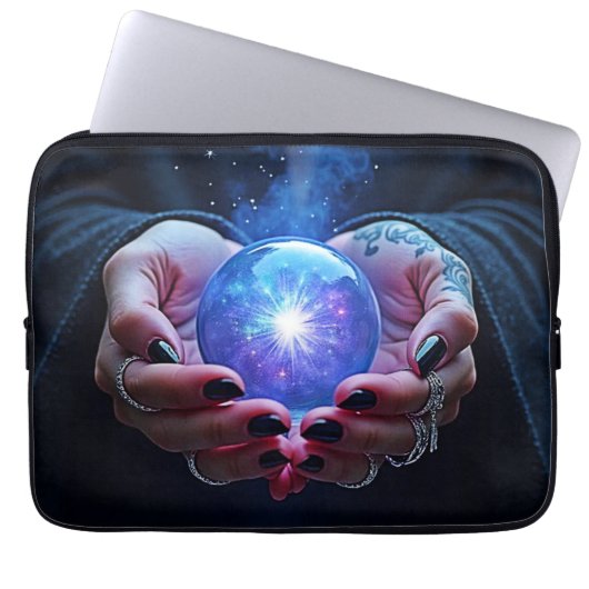Mystic Orb of Destiny Laptopschutzhülle (Vorderseite)