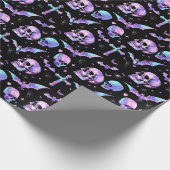 Mystic Skulls Bats & Crosses Geschenkpapier (Ecke)