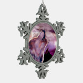 Mystic Wolf Howling am Mond Schneeflocken Zinn-Ornament (Links)