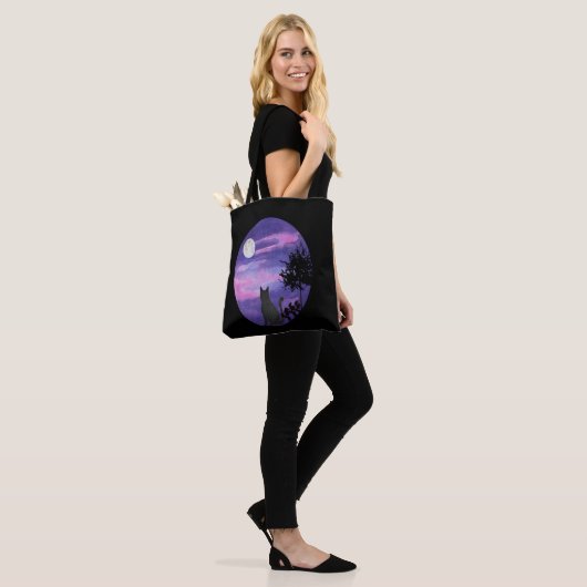 Mystical Cat Under Moon – Dreamy Purple Night Wate Tasche (Am Model)