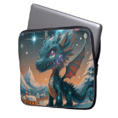 Mystical Chibi Dragon Winter Landschaft Laptopschutzhülle (Vorderseite Links)