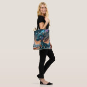 Mystical Chibi Dragon Winter Landschaft Tasche (Am Model)