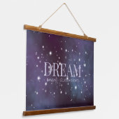 Mystical Dream Dusty Violet Wandteppich Mit Holzrahmen (Gewinkelt)