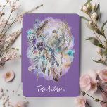 Mystical Dreamcatcher Fairy Lavender iPad Mini Hülle<br><div class="desc">Dieses mystische iPad Cover hat einen bezaubernden Träumer mit einer hübschen Fee, Blume, Federn und zartem Blattwerk. Personalisiert mit Ihrem Namen, dieser magische Fall wird sicher eine beruhigende Atmosphäre für Ihr iPad haben. Sie können Schriftart, Textfarbe oder Hintergrundfarbe ändern, wenn Sie möchten, indem Sie auf "Bearbeiten mit dem Entwurfstool" klicken....</div>