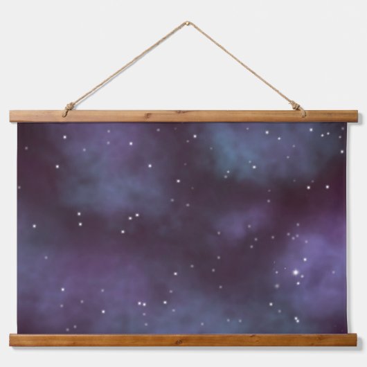 Mystical Dusty Violet Galaxy Wandteppich Mit Holzrahmen (Vorne)