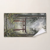 Mystical forest and torii gate that symbolizes it handtuch (Handtuch)