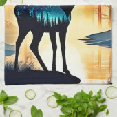 Mystical Forest Deer Geschirrtuch (Gefaltet)