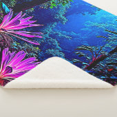 Mystical Glowing Jungle Bloom Design Sherpadecke (3/4)