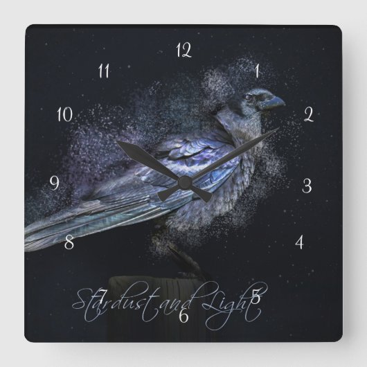 Mystical Magical Raven Stardust and Light Fantasy Quadratische Wanduhr (Vorderseite)