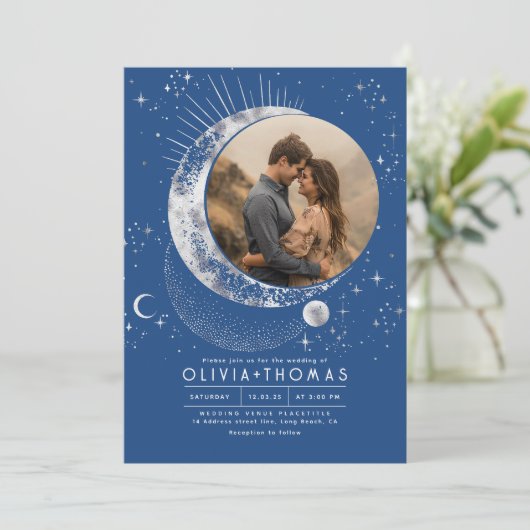 Mystical Moon Starry Night Wedding Foto Einladung (Stehend Vorderseite)