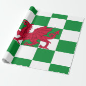Mystical Red Celtic Dragon Flag Wales Geschenkpapier (Ungerollt)