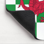 Mystical Red Celtic Dragon Flag Wales Mousepad (Ecke)