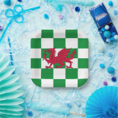 Mystical Red Celtic Dragon Flag Wales Pappteller (Party)