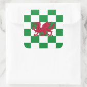 Mystical Red Celtic Dragon Flag Wales Quadratischer Aufkleber (Tasche)