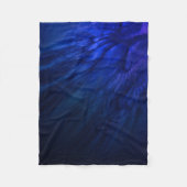 Mystical Wings with Deep Blue Feathers Fleecedecke (Vorderseite)
