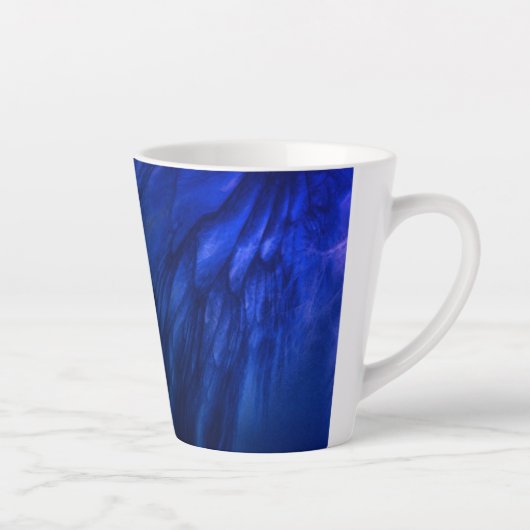 Mystical Wings with Deep Blue Feathers Milchtasse (Rechts)