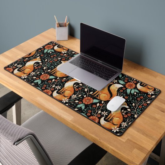 Mystical Woodland Fox with Moons and Moths Schreibtischunterlage (Büro 2)