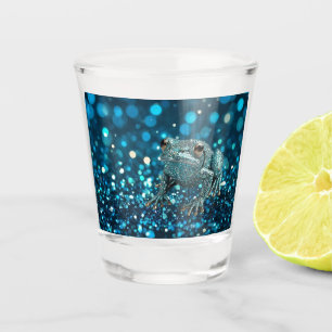 Mystik des blauen Dimentee-Frosches auf blauem Bok Schnapsglas