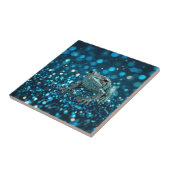 Mystik des Blue Dimentee Frog On Blue Bokeh Fliese (Seite)