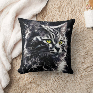 Mystique Feline Throw Kissen