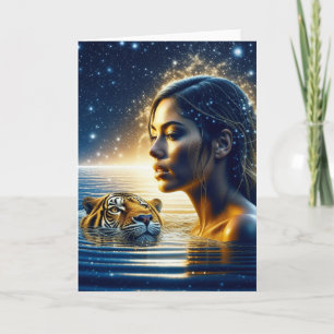 Mystische Frau schwimmt mit Tiger Karte