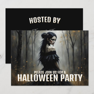 Mystische Lady im Dunklen Halloween-Wald