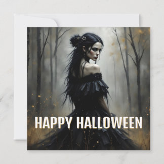 Mystische Lady im Dunklen Halloween-Wald