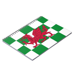 Mystische rote keltische Drachenflagge von Wales Notizblock