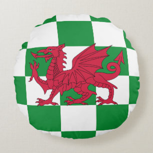 Mystische rote keltische Drachenflagge von Wales Rundes Kissen