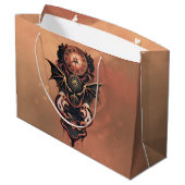 Mystische Zeitreise mit Flügeln, Steampunkuhr. Große Geschenktüte (Rückseite Schrägansicht)