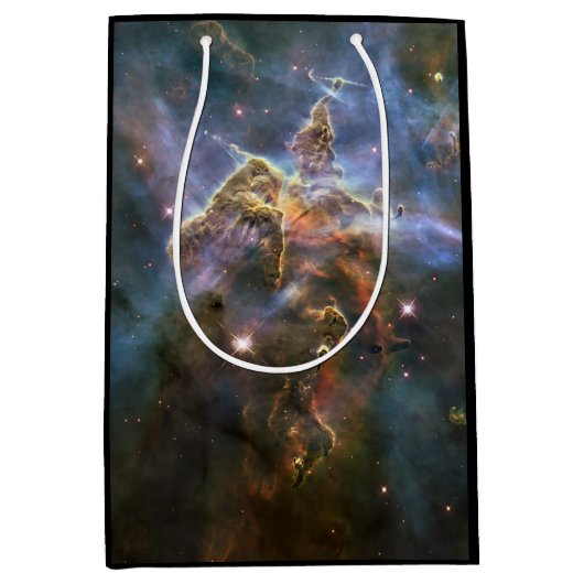 Mystischer Berg in Carina Nebula Hubble Space Mittlere Geschenktüte (Vorderseite)