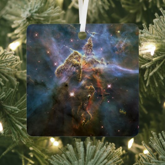 Mystischer Berg in Carina Nebula Hubble Space Ornament Aus Metall (InSitu)