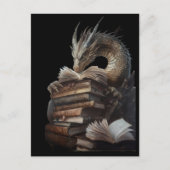 Mystischer Drache liest alte Bücher Postkarte | Be (Vorderseite)