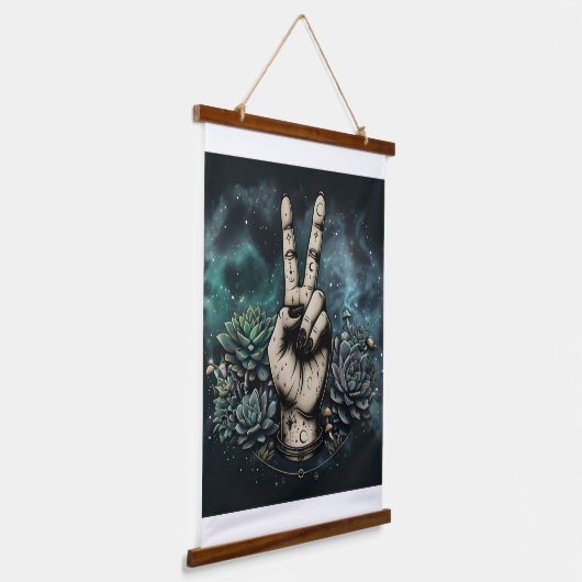 Mystischer Frieden Wandteppich Mit Holzrahmen (Gewinkelt)