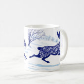 Mystischer Hase: Whimsischer Hase im Schnee Kaffeetasse (VorderseiteRechts)