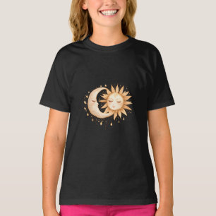 Mystischer Mond und Sonne Celestial Boho-Stil T-Shirt