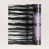 Mystischer Schwarz-Weiß-Wald mit Lila Blume Puzzle (Vertikal)