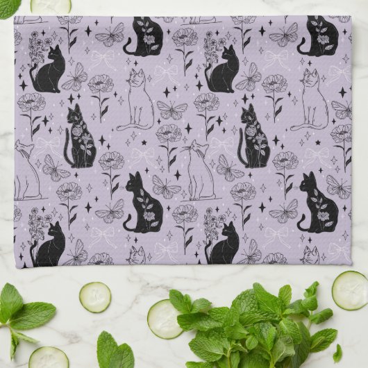 Mystisches Schwarzes Katzen- und Schmetterlingsmus Geschirrtuch (Gefaltet)