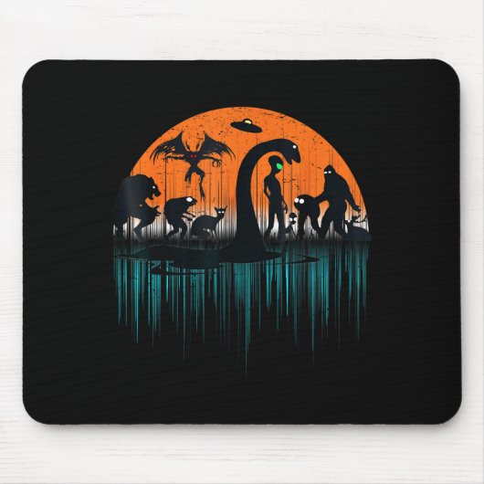 Mythical Loch Ness Bigfoot Mothman Aliens Funny Cr Mousepad (Vorne)