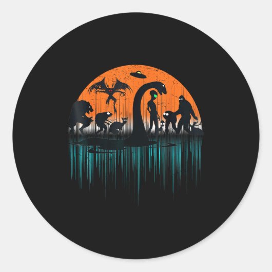 Mythical Loch Ness Bigfoot Mothman Aliens Funny Cr Runder Aufkleber (Vorderseite)