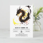 Mythischer Roaring Fun Dragon zum Geburtstag Einladung (Stehend Vorderseite)