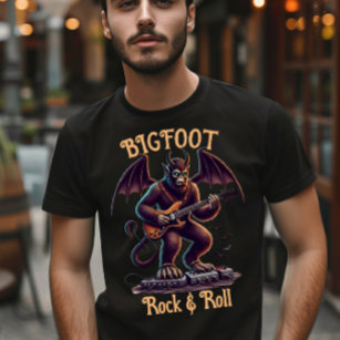 Mythischer Rockstar: Bigfoots Guitar Solo T-Shirt